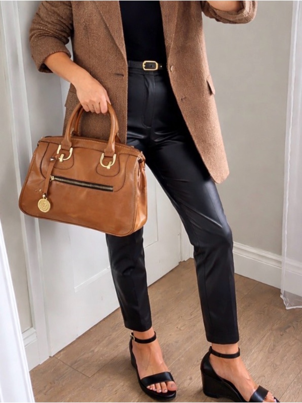 LONDON FOG Tan Leather Handbag
